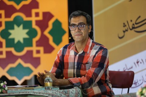 لزوم گسترش تولیدات ادبیات داستانی با موضوع سیره پیامبر اسلام(ص)
