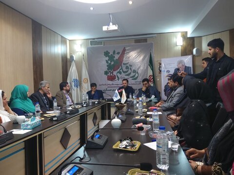 تقدیر از اهالی قلم در ایجاد انگیزه در نویسندگان و شاعران تاثیر مضاعفی خواهد داشت