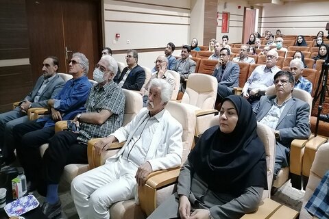 نهاد کتابخانهها اهداف بنیادینی برای کتابخوان کردن افراد جامعه دارد