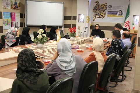 ابتکار نهاد در راه اندازی محافل ادبی در تمامی استانها و شهرستان ها ارزشمند است