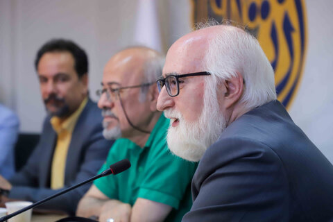 بکتاش: بدون شعر نمیتوانم نفس بکشم