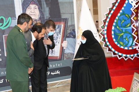 نشست ملی روایت مادری در کرمان برگزار شد