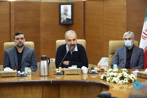 گره زدن خدمات نهاد با نیازهای مردم حرکت در مسیر تحقق اهداف انقلاب/ نهاد مولود انقلاب اسلامی است