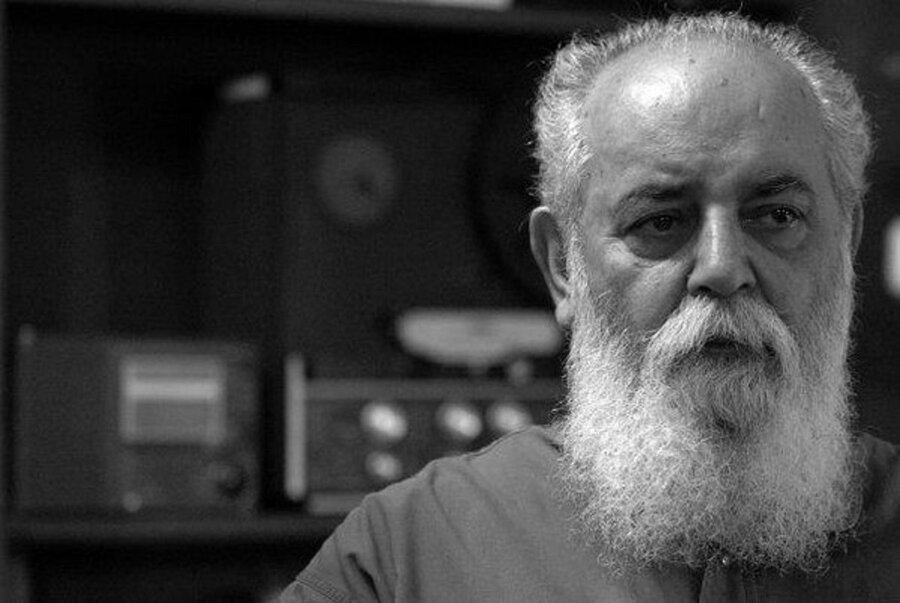 تسلیت دبیرکل نهاد کتابخانه های عمومی کشور به مناسبت درگذشت هوشنگ ابتهاج هوشنگ ابتهاج