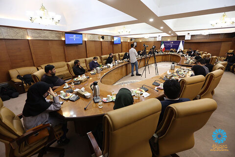 مسائل حوزه کتابخانههای عمومی باید به مسئله رسانهها تبدیل شود