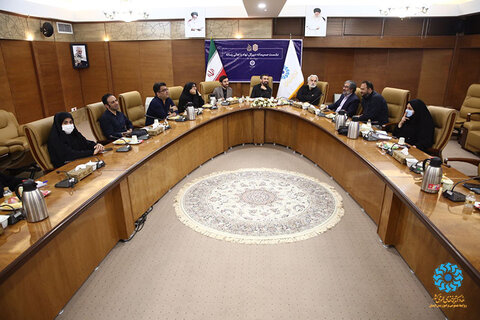 مسائل حوزه کتابخانههای عمومی باید به مسئله رسانهها تبدیل شود