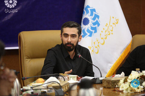 مسائل حوزه کتابخانههای عمومی باید به مسئله رسانهها تبدیل شود