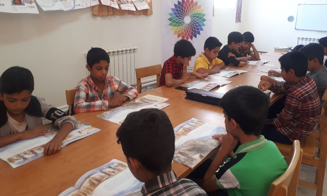 همآوایی کتابخانههای عمومی مناطق محروم در طرح «با هم بخوانیم»