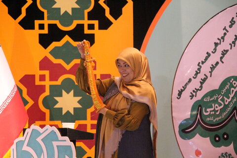 در قصه گویی باید به همه واژهها احترام بگذاریم