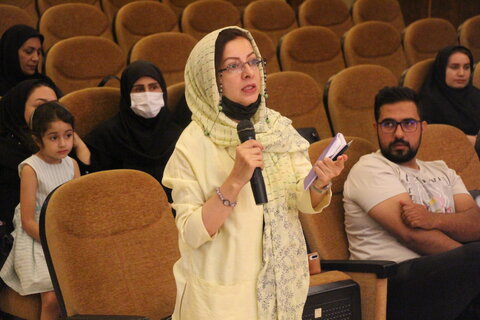 در قصه گویی باید به همه واژهها احترام بگذاریم