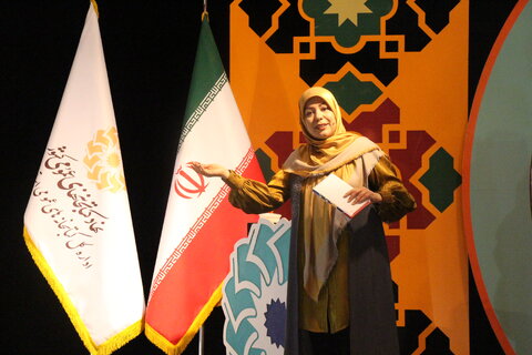 در قصه گویی باید به همه واژهها احترام بگذاریم