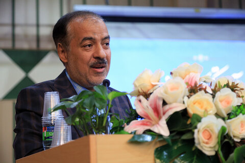 آیین تکریم و معارفه مدیران کل پیشین و جدید کتابخانههای عمومی استان یزد