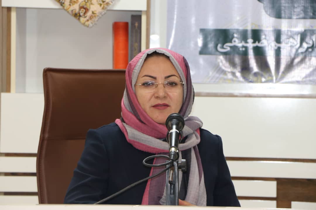 شاعر هرمزگانی در ویژه برنامه «ماه نگاه ۲» تجلیل شد