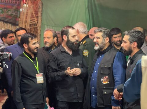 خدمات فرهنگی به زائرین اربعین حسینی در موکبهای نهاد کتابخانهها به روایت تصویر