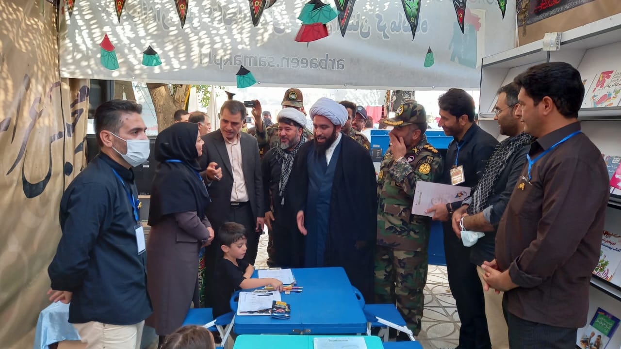 خدمات فرهنگی به زائرین اربعین حسینی در موکبهای نهاد کتابخانهها به روایت تصویر