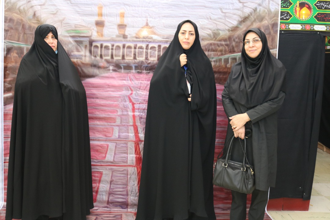 خدمات فرهنگی به زائرین اربعین حسینی در موکبهای نهاد کتابخانهها به روایت تصویر