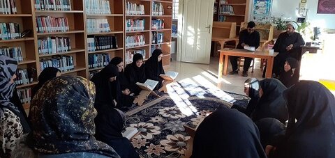 سوگوارههای فرهنگی در کتابخانه های عمومی اردبیل