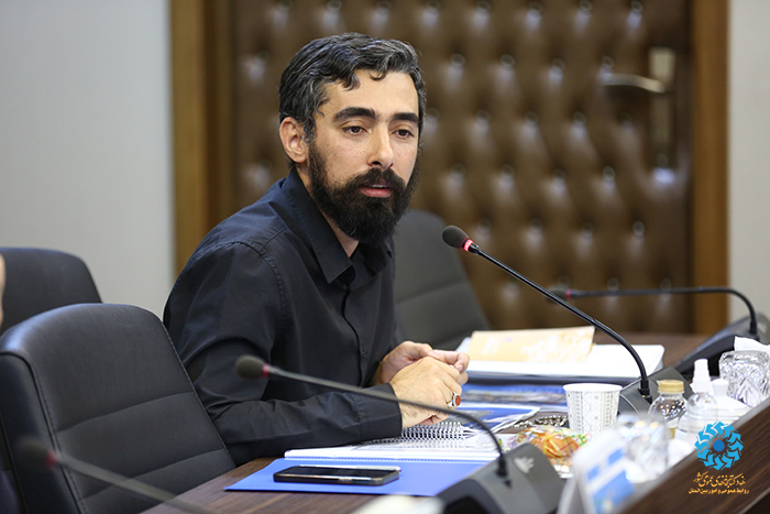 درنظر گرفتن اعتبارات ویژه استانی برای توسعه، تکمیل و تجهیز عادلانه کتابخانههای عمومی