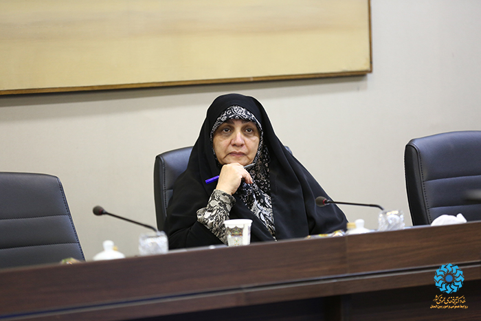 درنظر گرفتن اعتبارات ویژه استانی برای توسعه، تکمیل و تجهیز عادلانه کتابخانههای عمومی