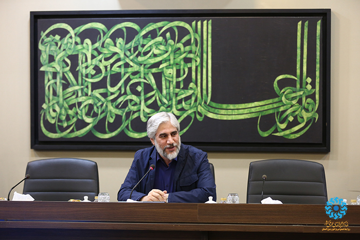 درنظر گرفتن اعتبارات ویژه استانی برای توسعه، تکمیل و تجهیز عادلانه کتابخانههای عمومی