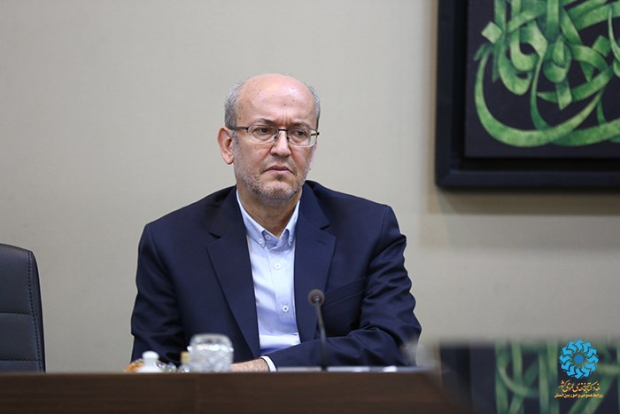 درنظر گرفتن اعتبارات ویژه استانی برای توسعه، تکمیل و تجهیز عادلانه کتابخانههای عمومی