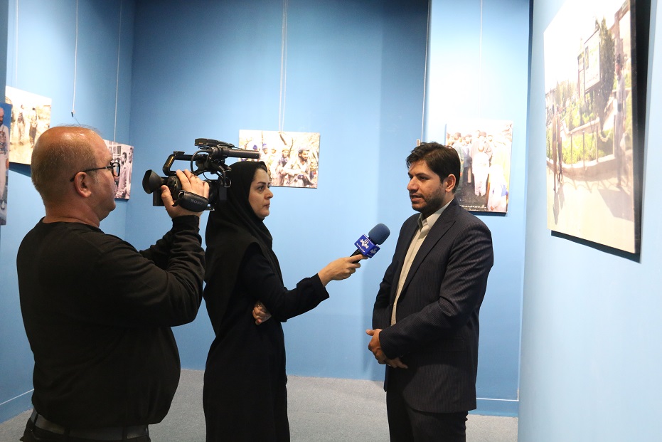 معرفی ارزش های دفاع مقدس در قالب آثار هنری امری ضروری است