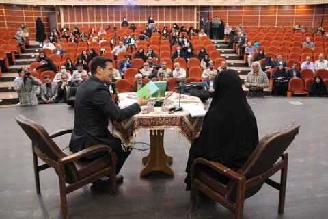 نشست روایت مادری با معرفی کتاب «به بهاء خریدند» برگزار شد