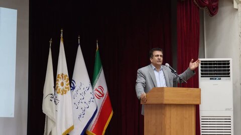 شعر و ادبیات فارسی بخش مهمی از میراث فرهنگی و تمدنی ایران اسلامی است