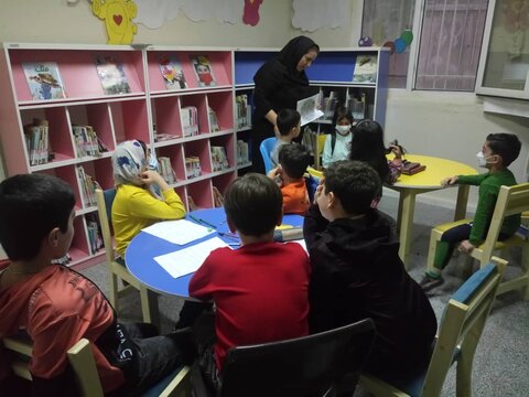 برگزاری برنامه متنوع فرهنگی با حضور پر شور کودکان در کتابخانههای عمومی استان مرکزی