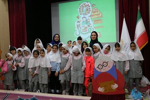 استقبال کتابخانههای عمومی از ترویج سنت قصهگویی برای کودک و نوجوان