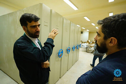 کتابخانههای عمومی وظیفه آگاهیرسانی به جوانان را بر عهده دارند