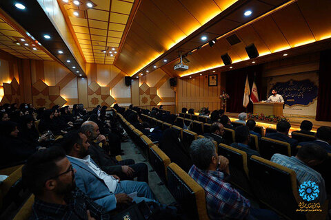 تبدیل موضوع کتابخانهها به مسئله عمومی جامعه موجب پیشرفت امور میشود