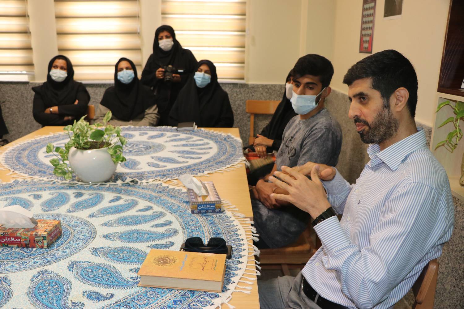 بخش ویژه ناشنوایان کتابخانه عمومی اندیشه آیتالله خامنهای بندرعباس افتتاح شد