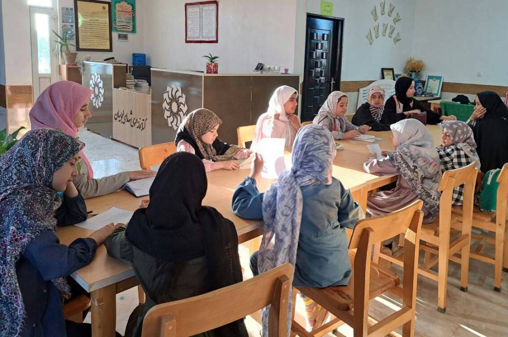 انس با کتاب در کتابخانههای عمومی خراسان رضوی