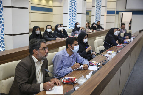 مهم ترین هدف نشر ادبیات دینی، نجات کودکان از دین گریزی است