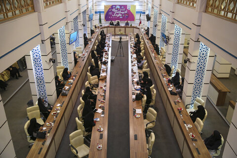 مهم ترین هدف نشر ادبیات دینی، نجات کودکان از دین گریزی است