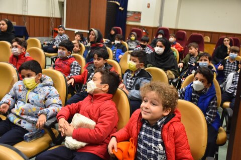 نقش قصه در انتقال آموزههای اجتماعی، فرهنگی و تربیتی به کودک