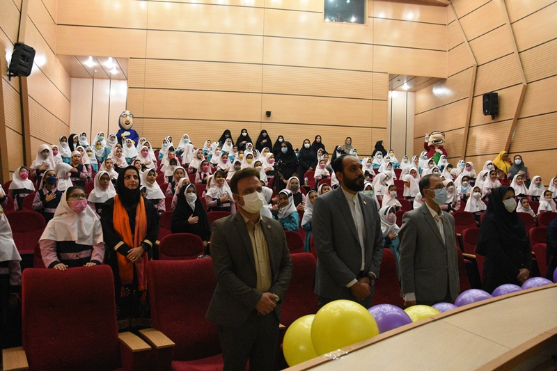 روایت ۱۲ قصهگو در دومین دوسالانه جشنواره قصهگویی با عنوان «نهال امید» در سمنان