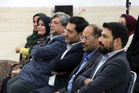 قصهگویان یزدی راهیافته به مرحله منطقهای جشنواره قصهگویی «نهال امید» معرفی شدند