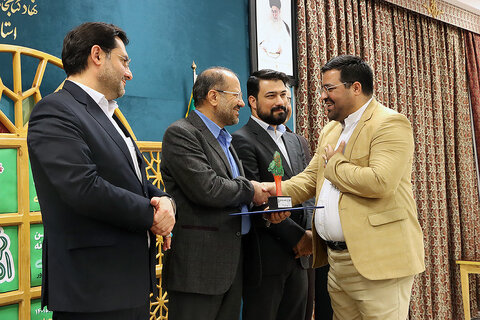 قصهگویان یزدی راهیافته به مرحله منطقهای جشنواره قصهگویی «نهال امید» معرفی شدند