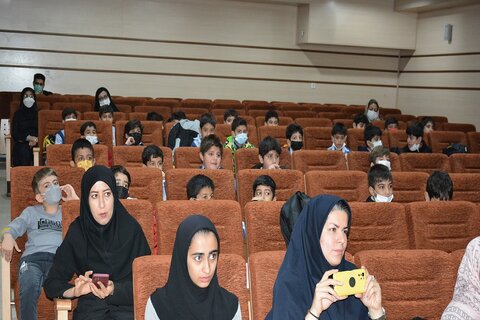 نمایش بهترین جلوههای زندگی به کودک و نوجوان توسط قصهگو