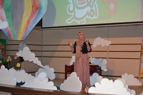 نمایش بهترین جلوههای زندگی به کودک و نوجوان توسط قصهگو