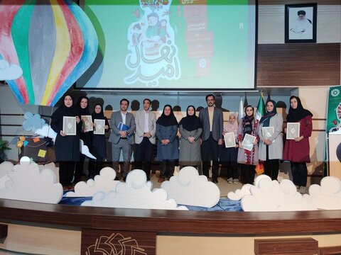 نمایش بهترین جلوههای زندگی به کودک و نوجوان توسط قصهگو