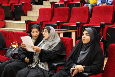 قصهگویان راهیافته به مرحله منطقهای جشنواره قصهگویی «نهال امید» در آذربایجانغربی معرفی شدند