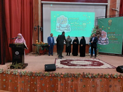 قصهگویان راهیافته به مرحله منطقهای جشنواره قصهگویی «نهال امید» در آذربایجانغربی معرفی شدند