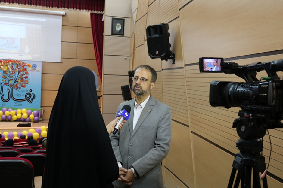 دومین دوسالانه قصهگویی نهال امید در استان سمنان برگزیدگان خود را شناخت