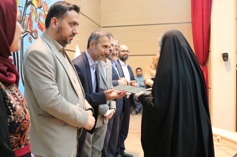 در حال گذار از نقش سنتی کتابخانهها به پاتوقها و فرهنگسراهای فرهنگی هستیم