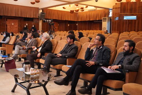 نشست «نقد و نگاهی به بیانیه آزادی خواندن»در کتابخانه مرکزی پارک شهر