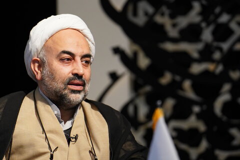 به جای اینکه بیانیه آزادی خواندن در آمریکا را محکوم کنیم، آن را «تبیین» کنیم / جهت‌گیری به سمت آزادی خواندن درست است، اما مطلق انگاریِ آن، نه!