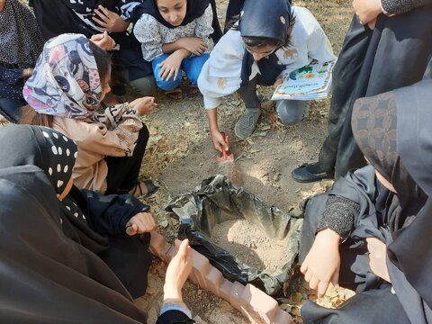 «باهم بخوانیم» خاطرات شیرینی برای اهالی روستای احمدآباد ساخت